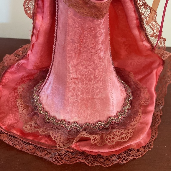 Beautiful Victorian necklace holder - Picture 4 of 8